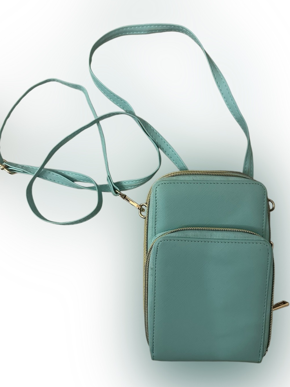 Sleek Mint Crossbody Phone Bag with Front Pocket